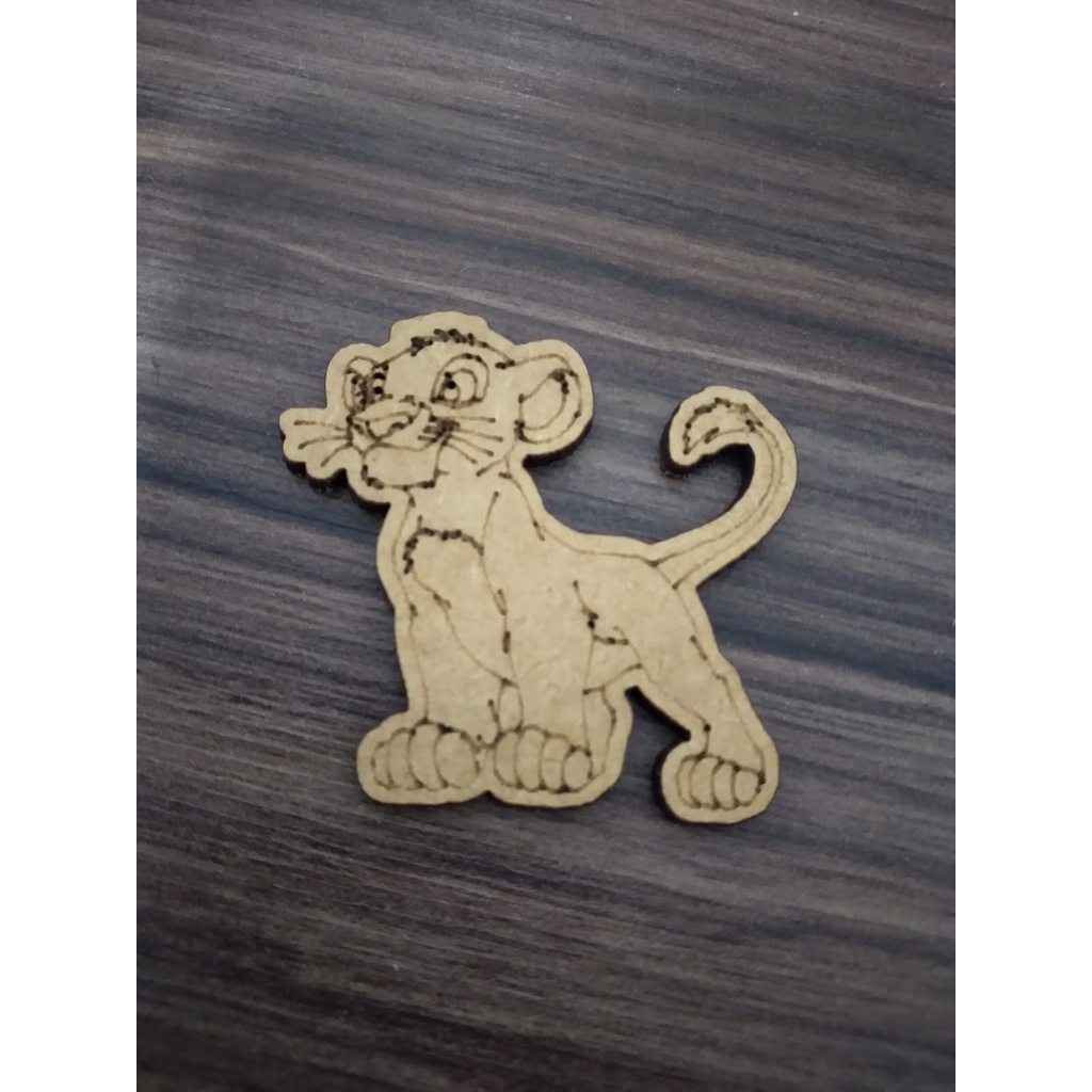 Aplique Simba 5cm MDF