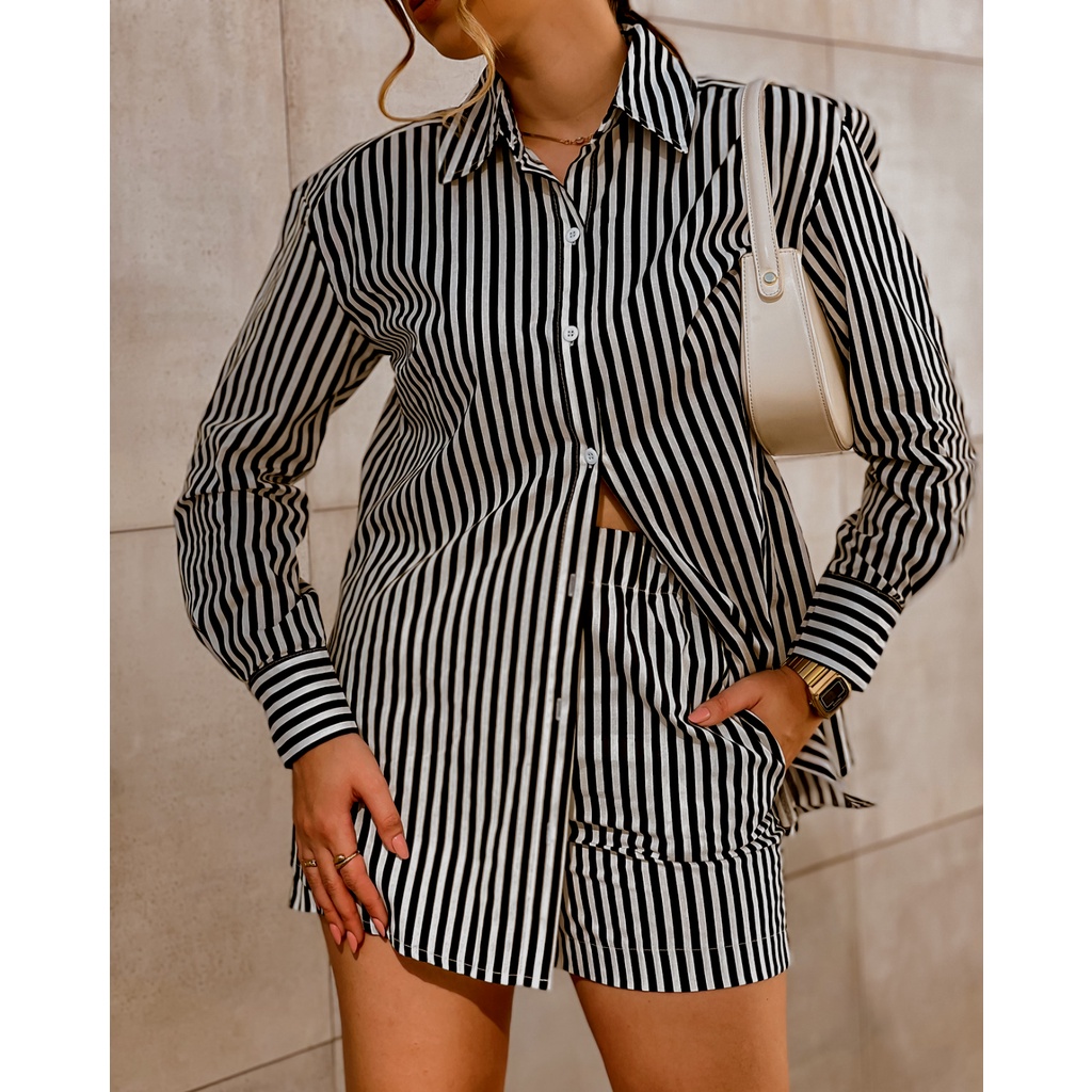 Conjunto Feminino de Camisa Social e Short Listrado | Shopee Brasil