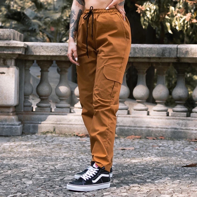 Calça Cargo Skate Caqui bege Preta Streetwear Larga Feminina Masculina  Unissex Casual Skatista 5 Bolsos Fechamento Cordão Moda