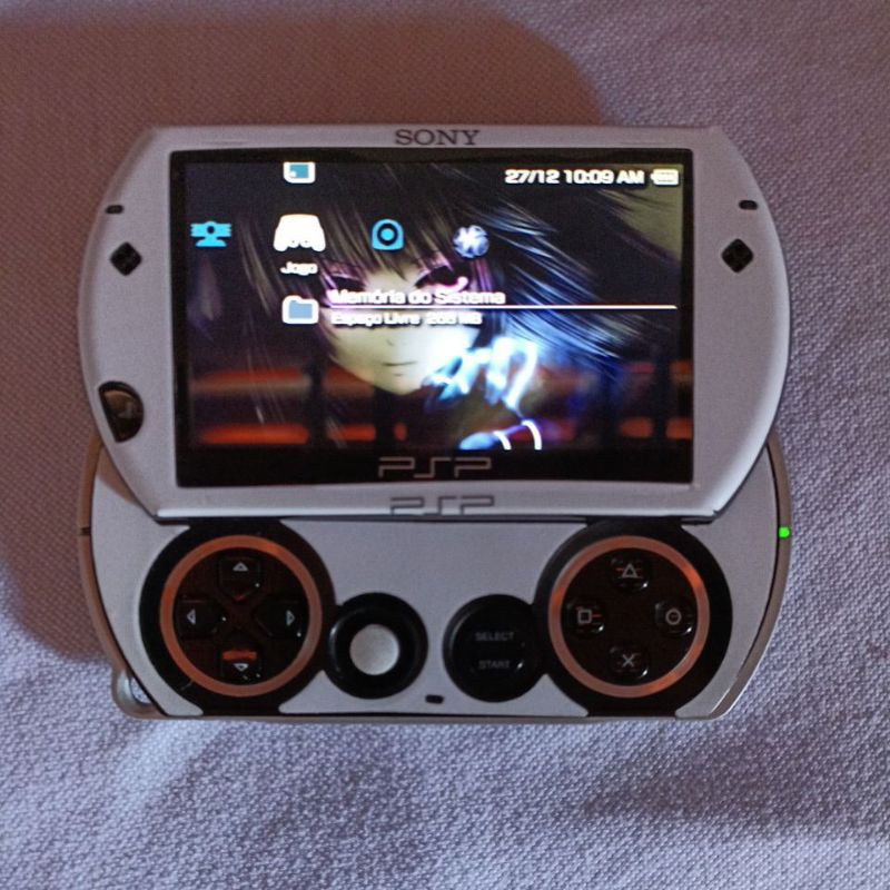 PSP GO(24GB) com Skin