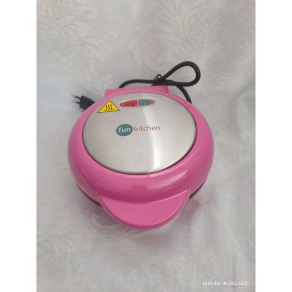 Omeleteira elétrica Rosa com Revestimento Marmorizado 750W Fun Kitchen