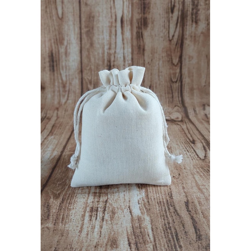 50 Saquinhos 8x11 Algodão cru para joias, brincos, anéis e pratas.