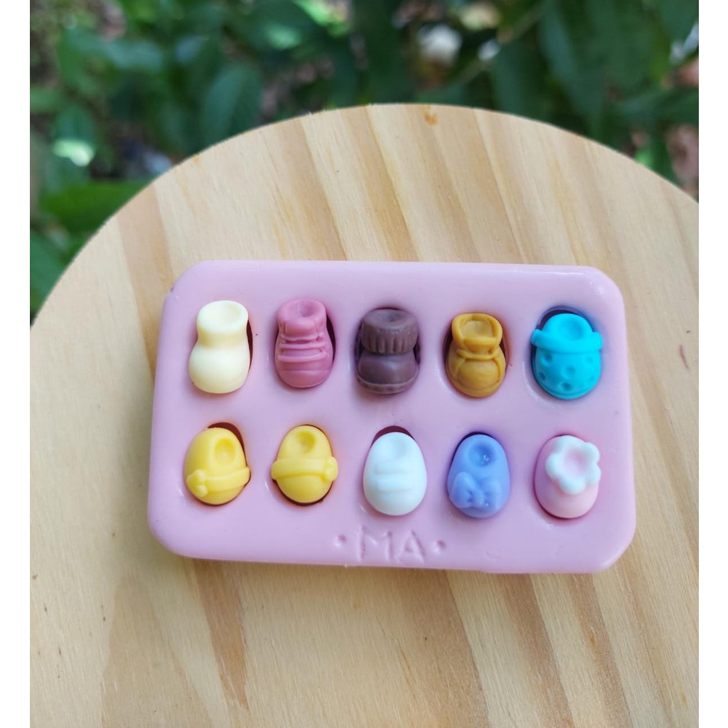 Molde de Silicone Sapatinhos para Aplique N°2 - MA960 em Oferta na Shopee