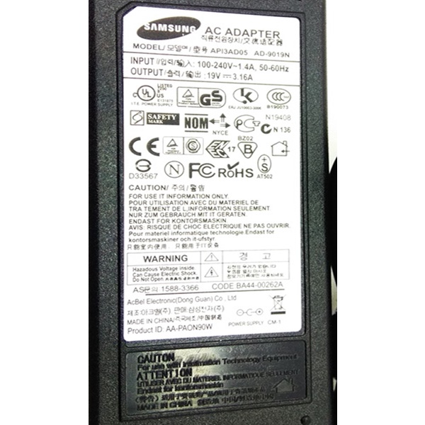 Fonte de Notebook Samsung 19 volts 3.16 amp bivolt 100/240