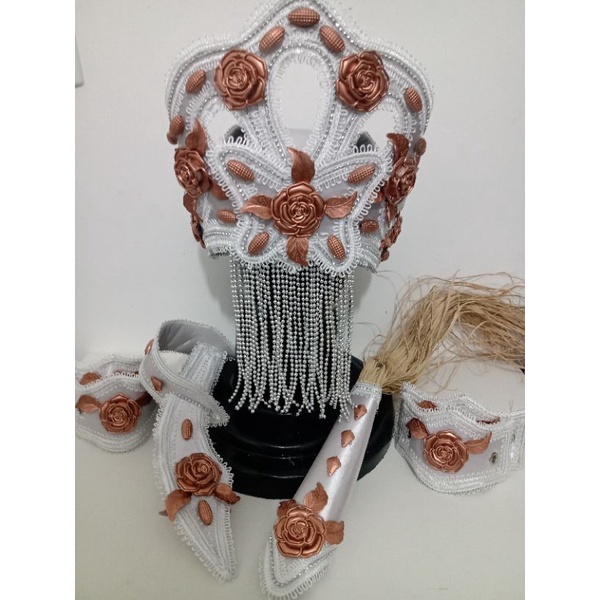 Paramenta de Iansa Branco e Cobre Pronta Entrega Coroa Ade