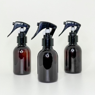 02 und Frasco pet com válvula gatilho spray 100ml na cor âmbar em Oferta na Shopee