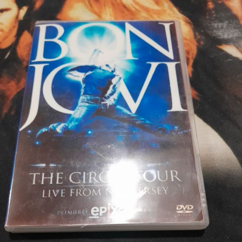 Bon Jovi. - DVDr The Circle Tour - New Jersey 2010 MULTICAMERA