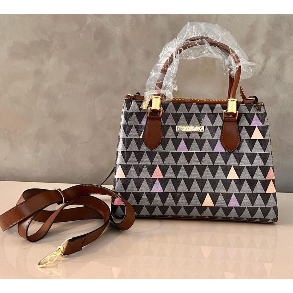 Bolsa Schutz triangular média transversal ombro