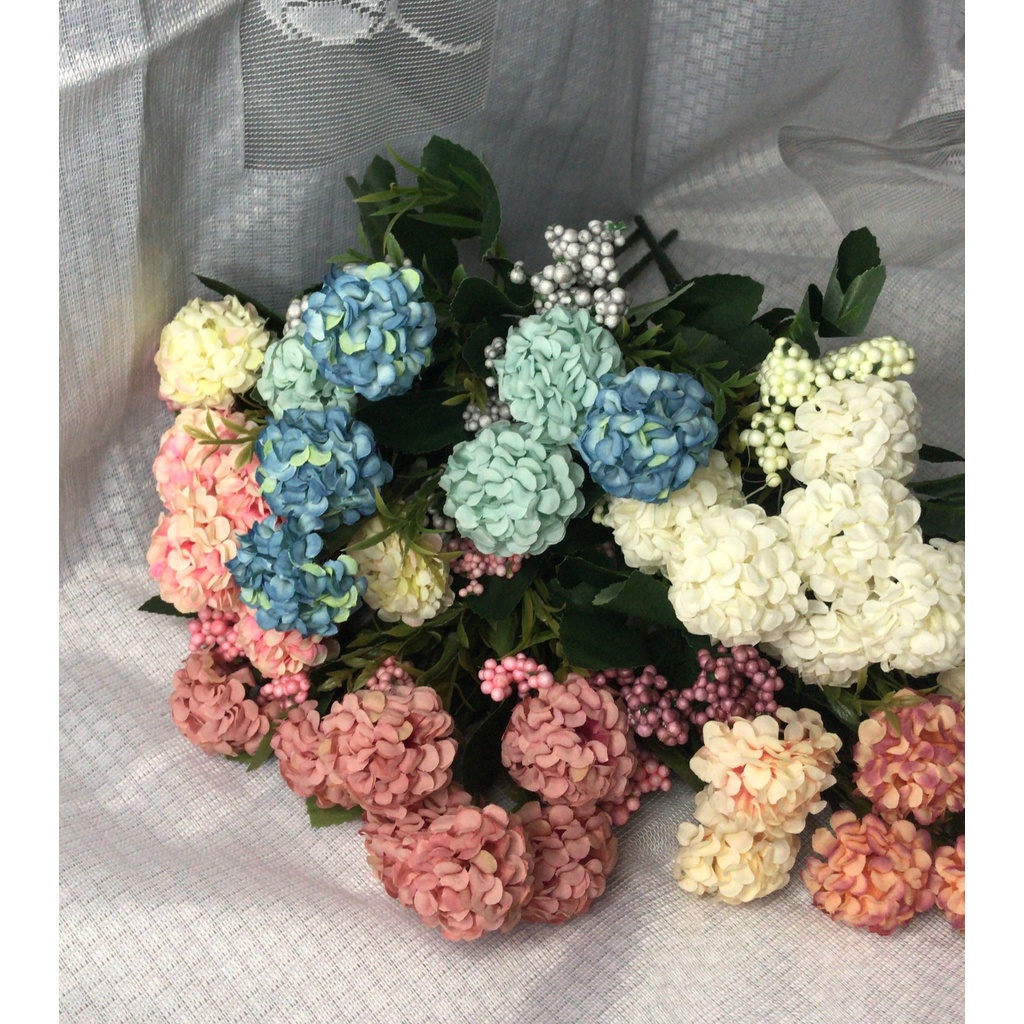 Buquê de Hortênsia artificial com 7 flores em Oferta na Shopee