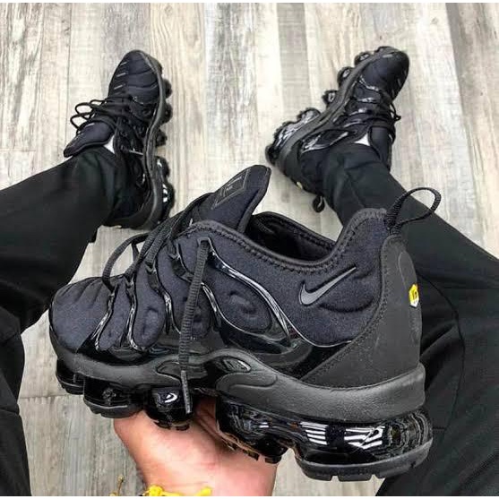 Air best sale vapor maxes