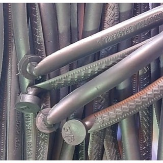 01 par Correias de Chinelos Finas Slim Femininas PRATA PEROLA Alça Flexível Tiras em PVC Macias Alto Brilho