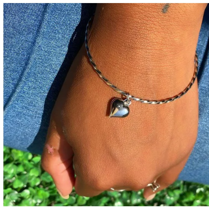 Bracelete Feminino Prata Aço Inoxdável Coração Elegante  Moda Blogueira Mulher Pra Presente Jóias