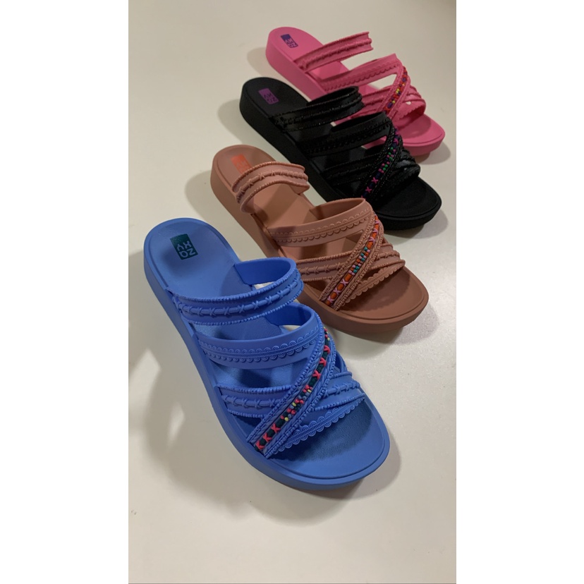 Sandália Chinelo Feminino Zaxy Slide Miçanga