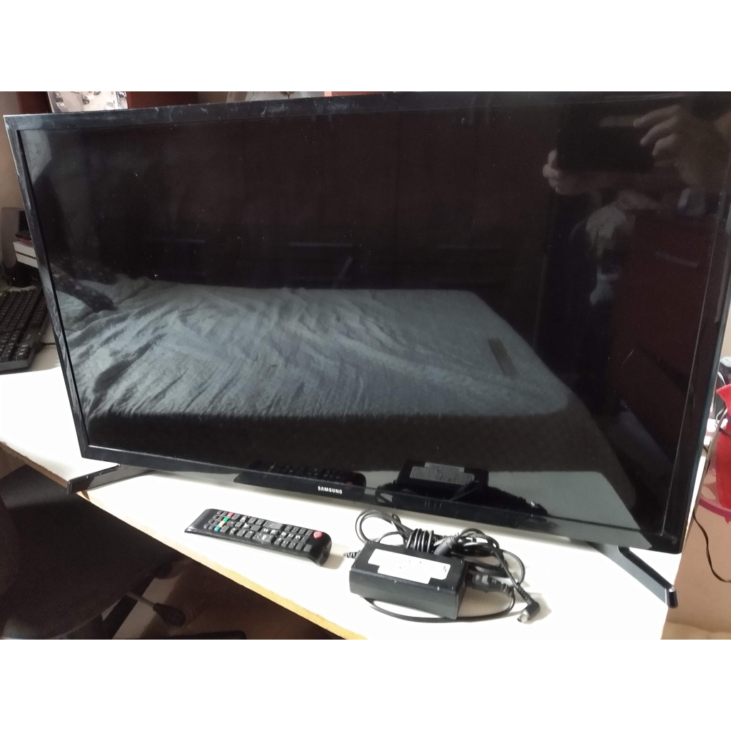 Tv Samsung 32 Polegadas Mod Un32j4300ag Defeito Tela trincada