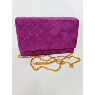 Bolsa feminina roxa de veludo costurado clutch pequena, com alça de corrente dourada tamanho 10x16