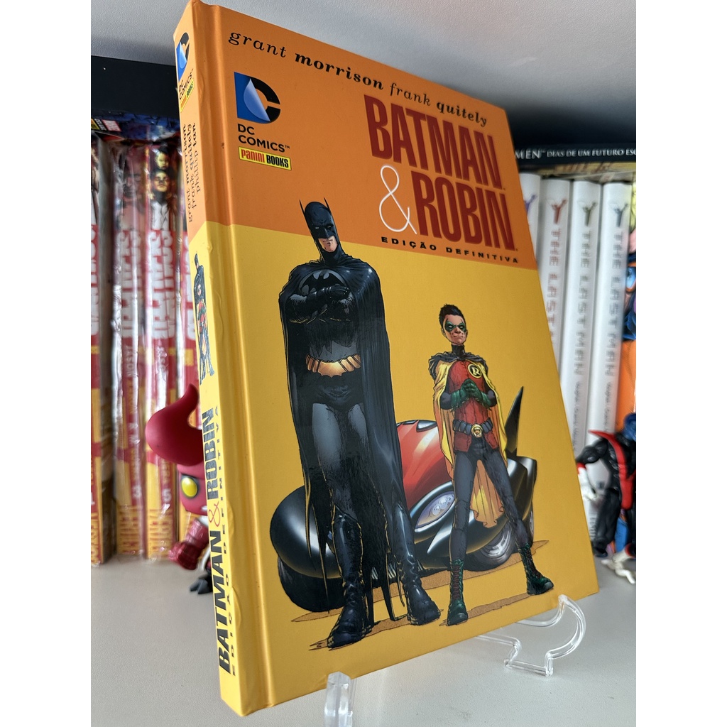 HQ Batman e Robin - Edição Definitiva (440 páginas, Grant Morrison e Frank Quietly, Panini DC Comics)