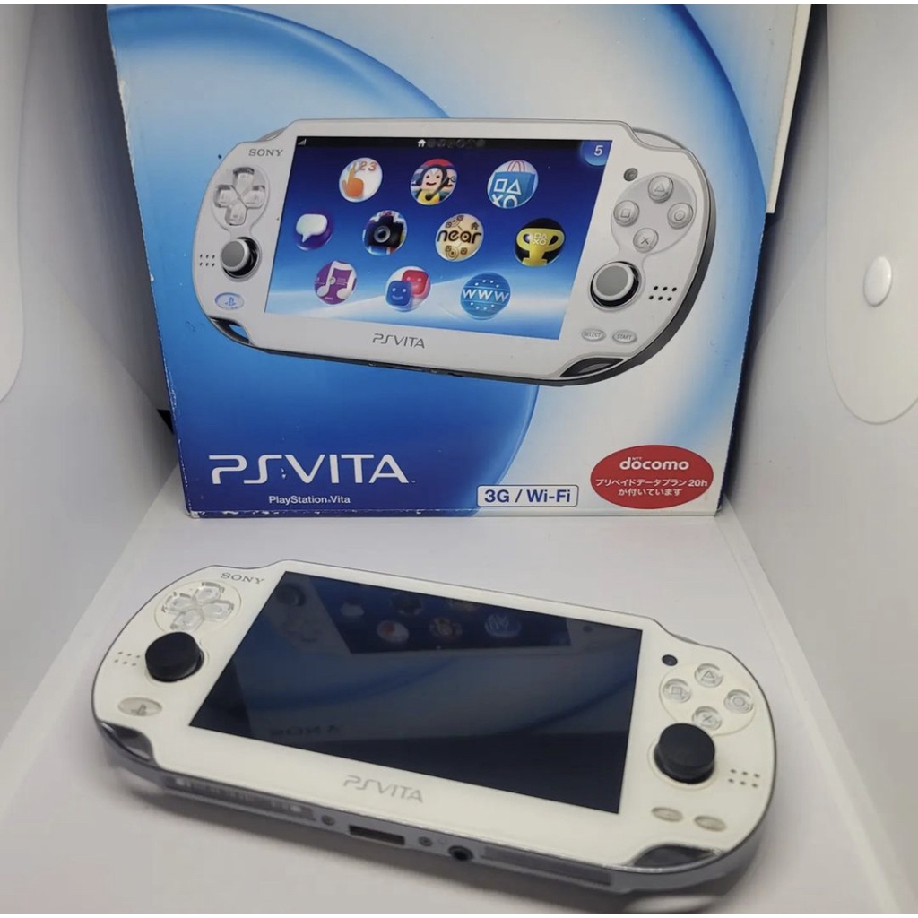 Sony PS Vita PCH-1001 White Console W/16 GB Memory Card!