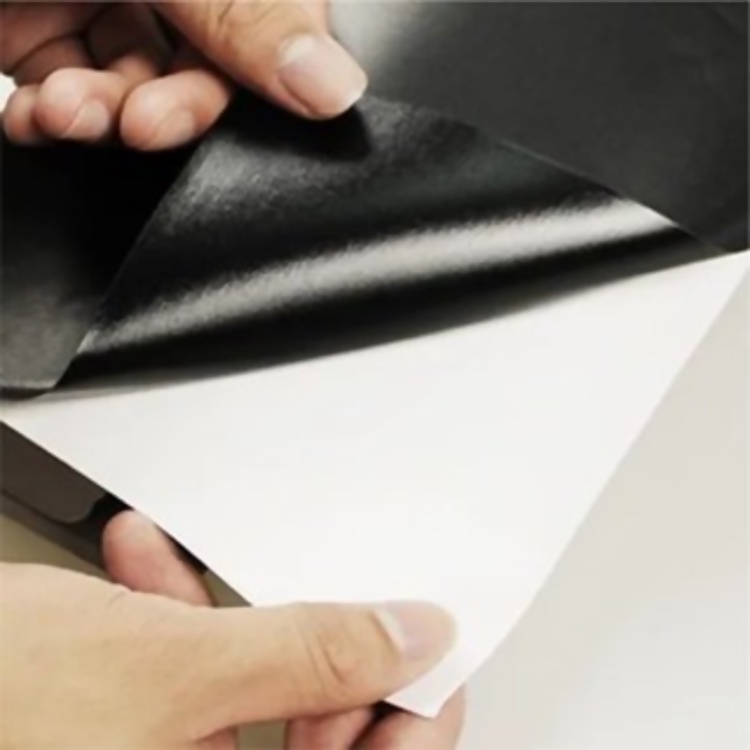 Película Adesiva Preto Blackout Bloqueia Luz Solar Vidros Janela Box Impermeável em Oferta na Shopee