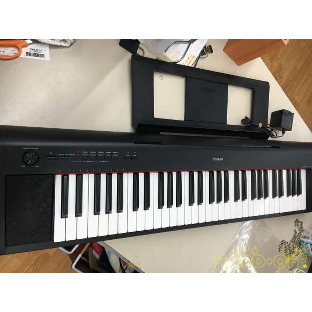 Yamaha NP12 61Key Electronic Piano/Entry LevelUltraPortable Digital