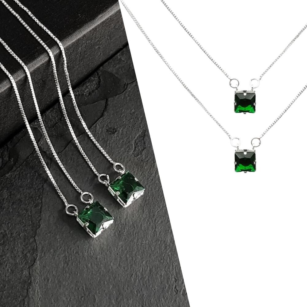 Escapulário Masculino Pedra Verde Esmeralda Banhado a Prata 925 em Oferta na Shopee