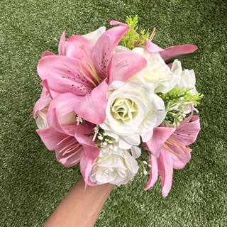 Buquê de noiva de flores artificiais rosas e lírios casamento civil religioso