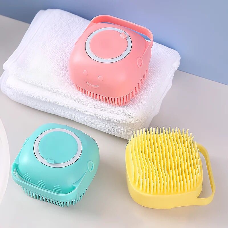 Escova esponja de banho com gancho de silicone macio para colocar sabão liquido