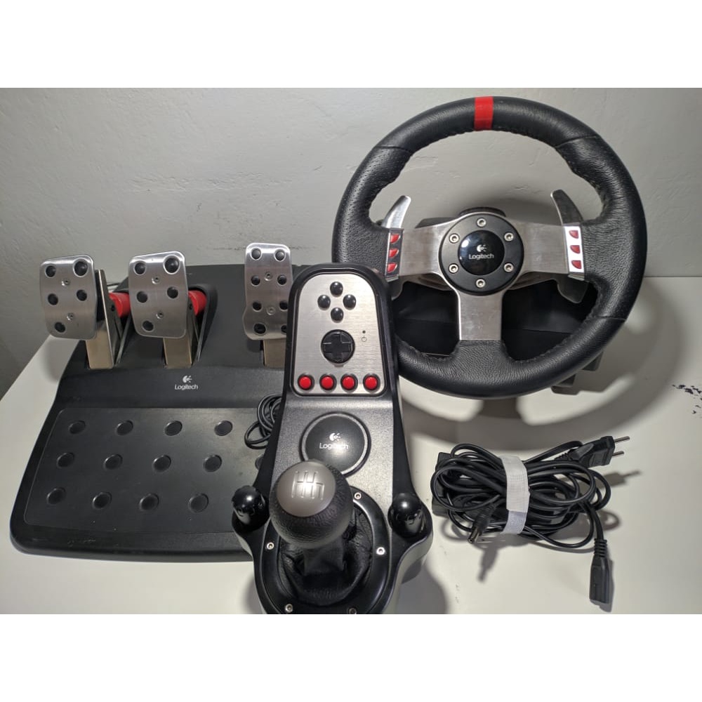 Volante de corrida Logitech G27 Driving Force C/ Pedal C/ Câmbio Ps2/Ps3/PC Simulador Completo + Garantia