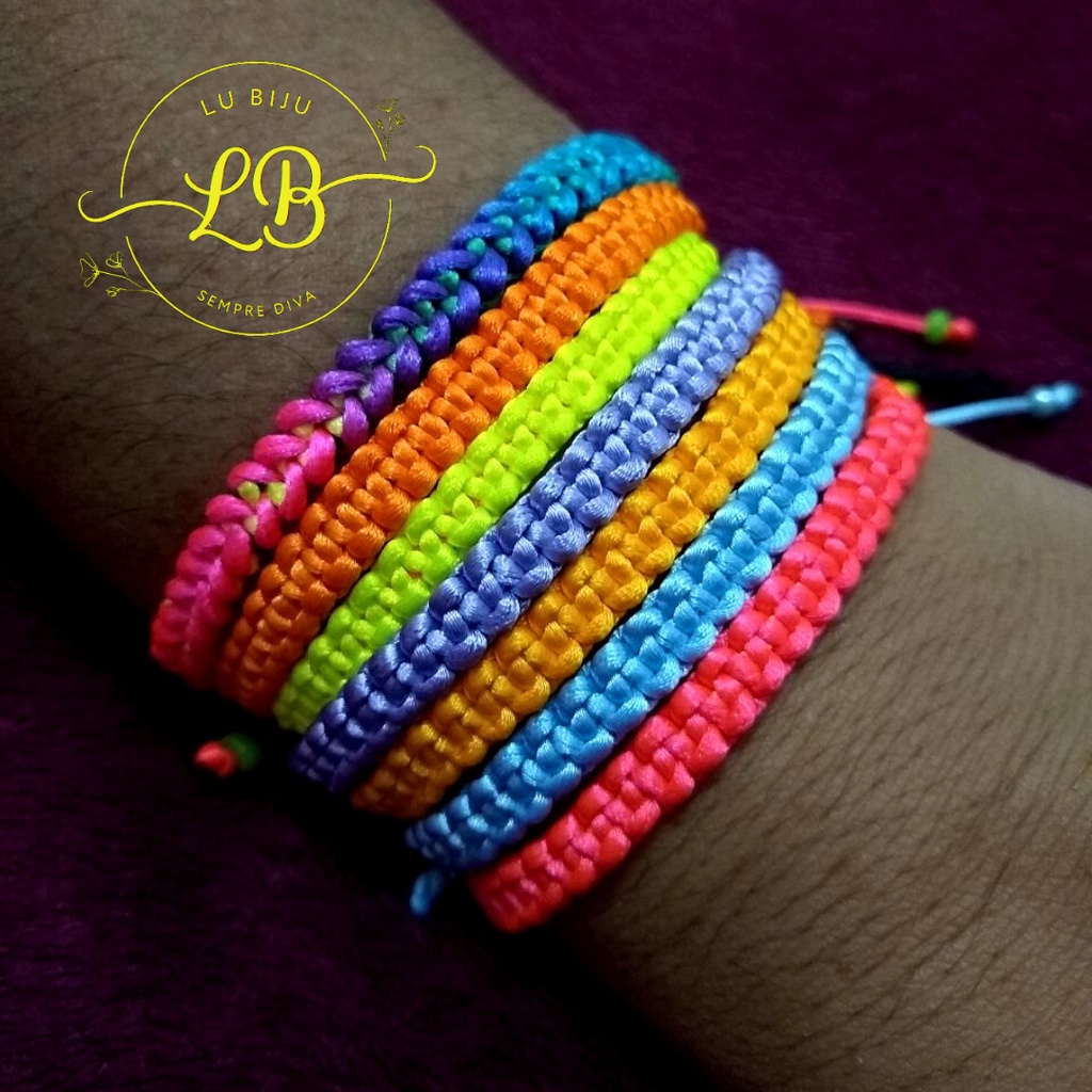 PULSEIRAS DE MACRAMÊ DIVERSAS CORES - REGULÁVEIS