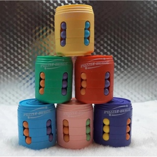 copo mágico lata brinquedo fidget quebra cabaça giratorio cubo anti estresse em Oferta na Shopee