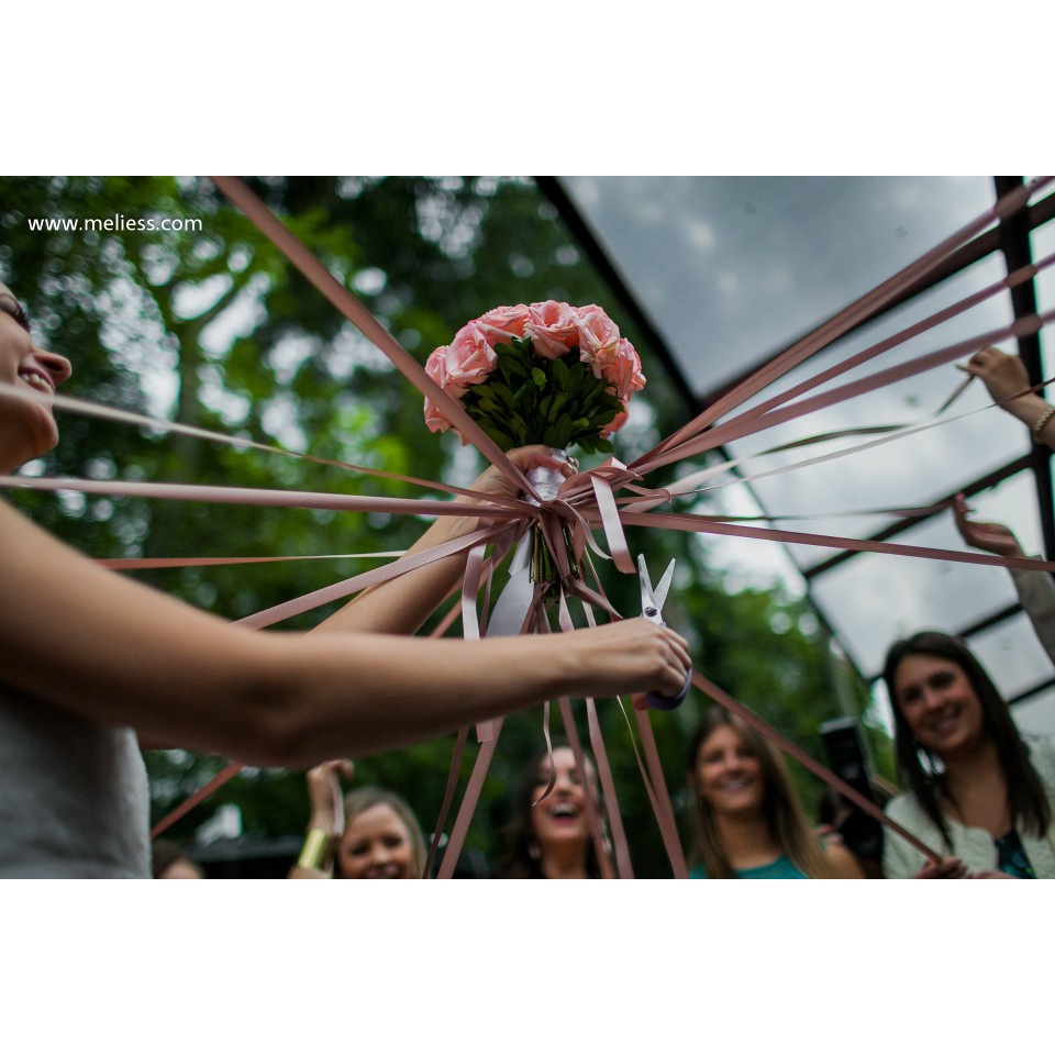 Buque De Fitas Noivas e Madrinhas Casamento com 20 Fitas