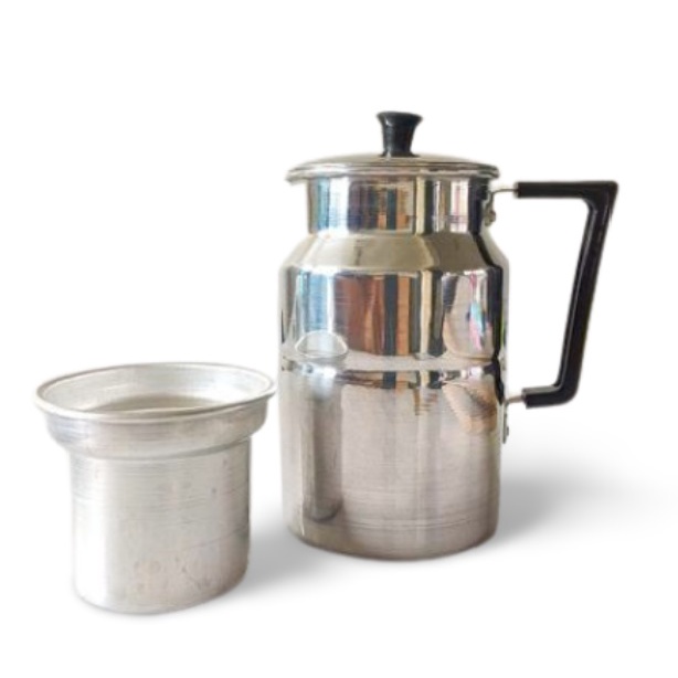 Leiteira de alumínio com filtro/coador de óleo - 900ml