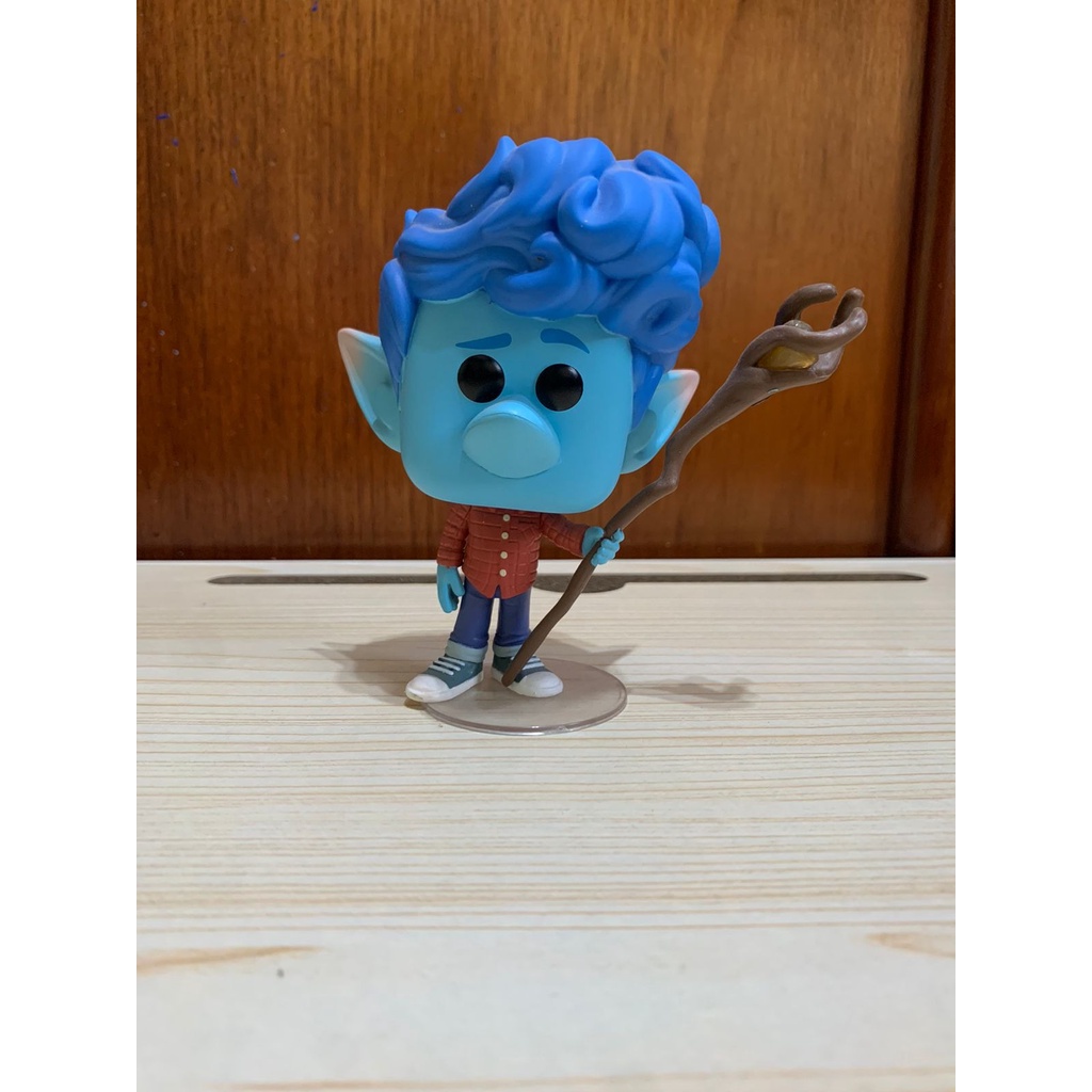 Funko Pop Ian Lighfoot #721 Onward Dois Irmãos Uma Jornada Fantástica