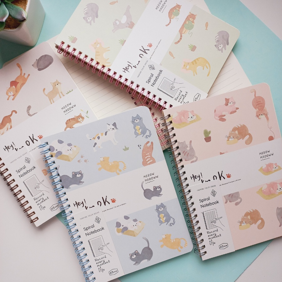 Caderno Espiral Capa Maleável Gatinhos Fofos Ursinho e Coelhinho A5
