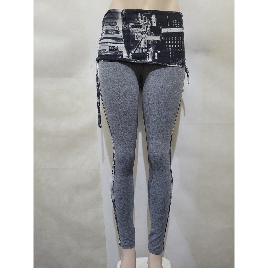 Leg legging cinza com sobre saia ALTO GIRO tam P usado bom estado
