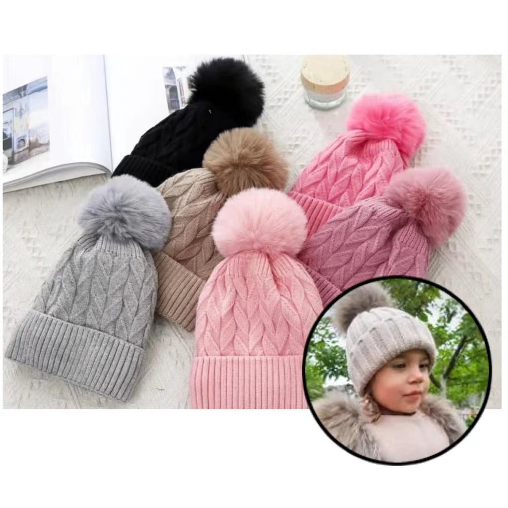 Gorro/ Touca Infantil Com 1 Pompom Lisa Forrada Por Dentro Para o Inverno Menino e Menina ...