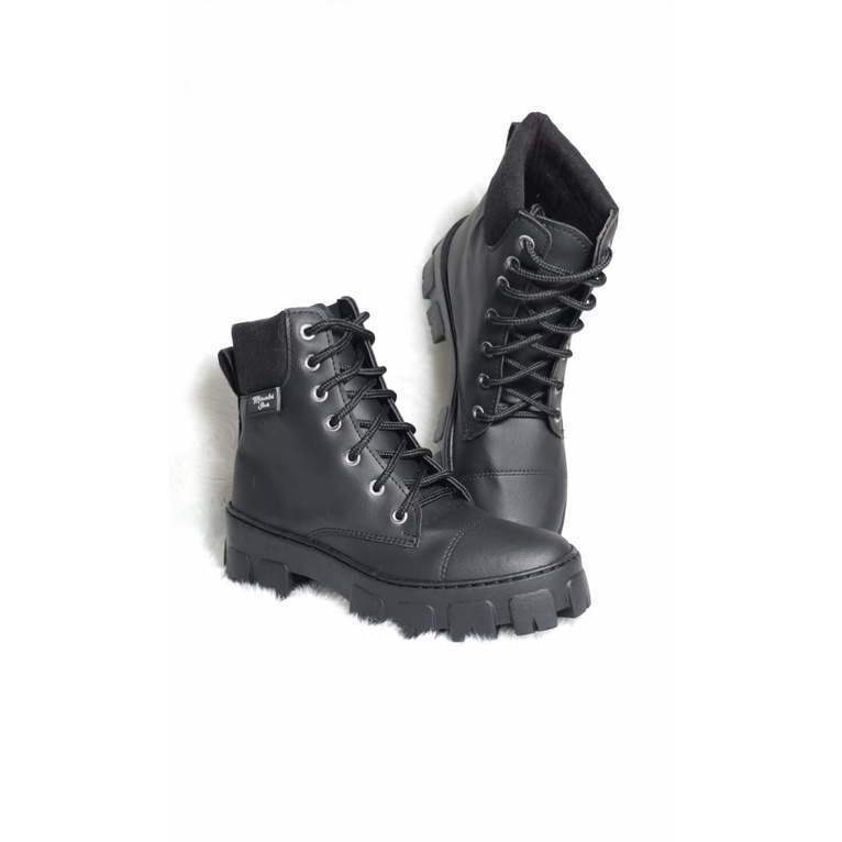 Coturno Feminino Botas Moda Luxo Lançamento Cano Medio Salto Baixo Tratorado Fechamento em Cardaço