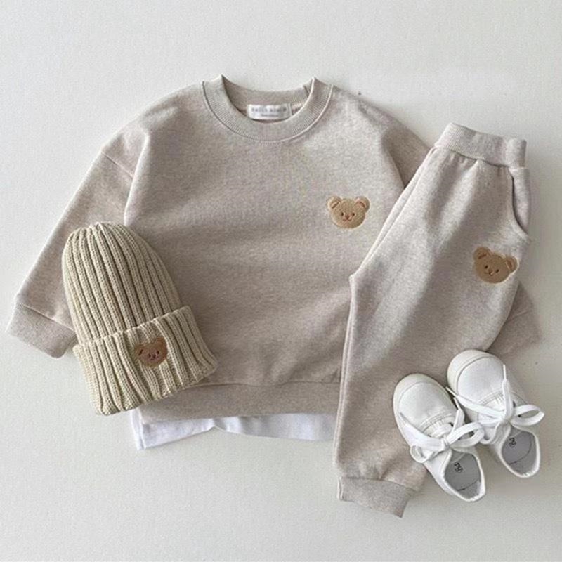 Moda Meninos Meninas Conjuntos De Roupas De Outono Kids Sports Bear Sweatshirt Calças 2Pcs...