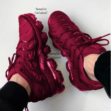 vapormax plus burgundy velvet