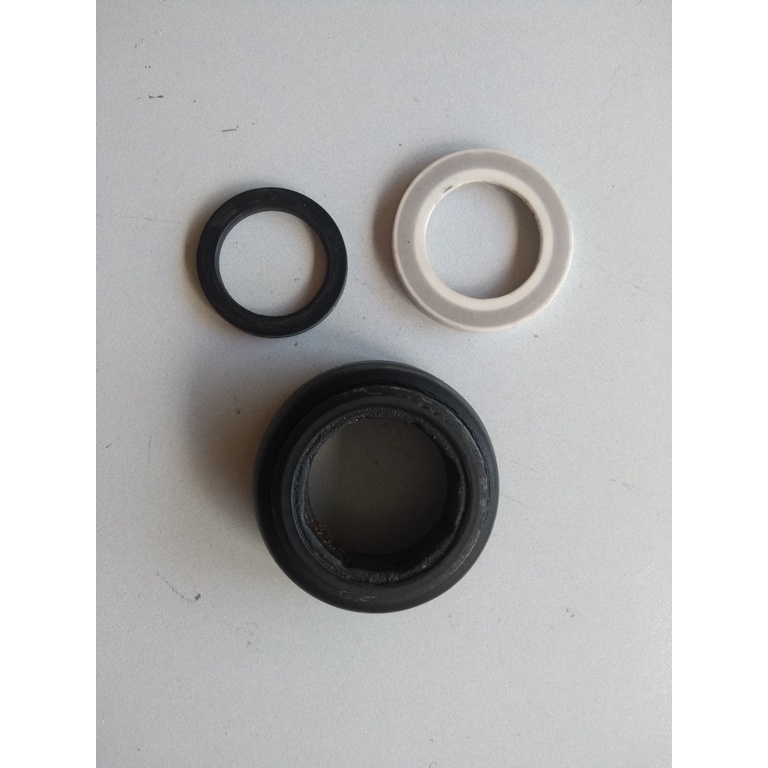 Retentor selo mecanico de agua da lavadora eleltrolux lm08 lm08a lf90 lte12 usado