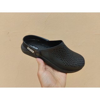 Babuche Crocs Max