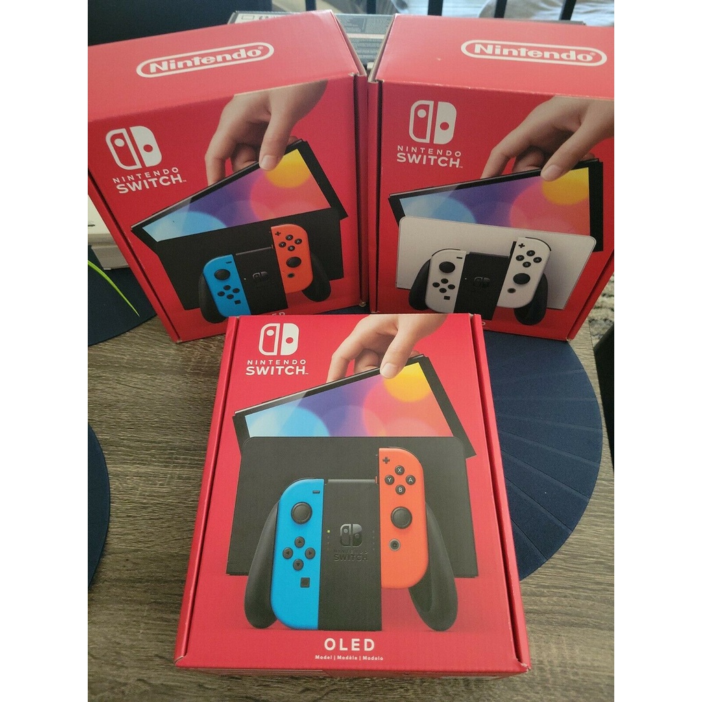 Console Nintendo Switch OLED 64GB com Joy Con Azul/Vermelho