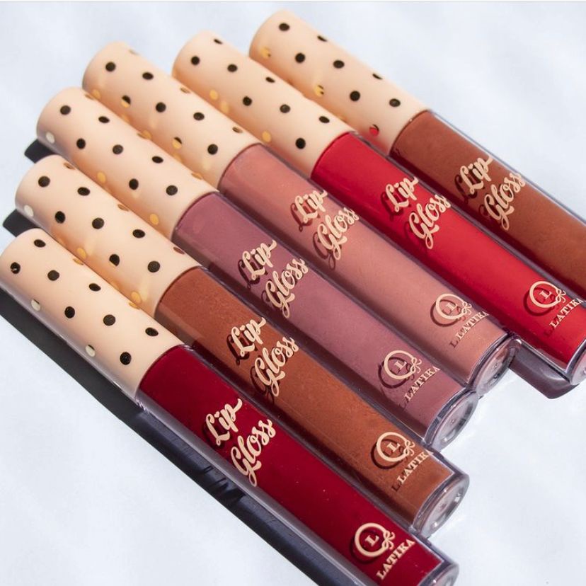 Lip Gloss - Latika (ESCOLHA SUA COR)