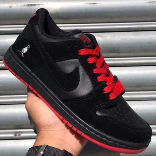 nike sb dunk low all black