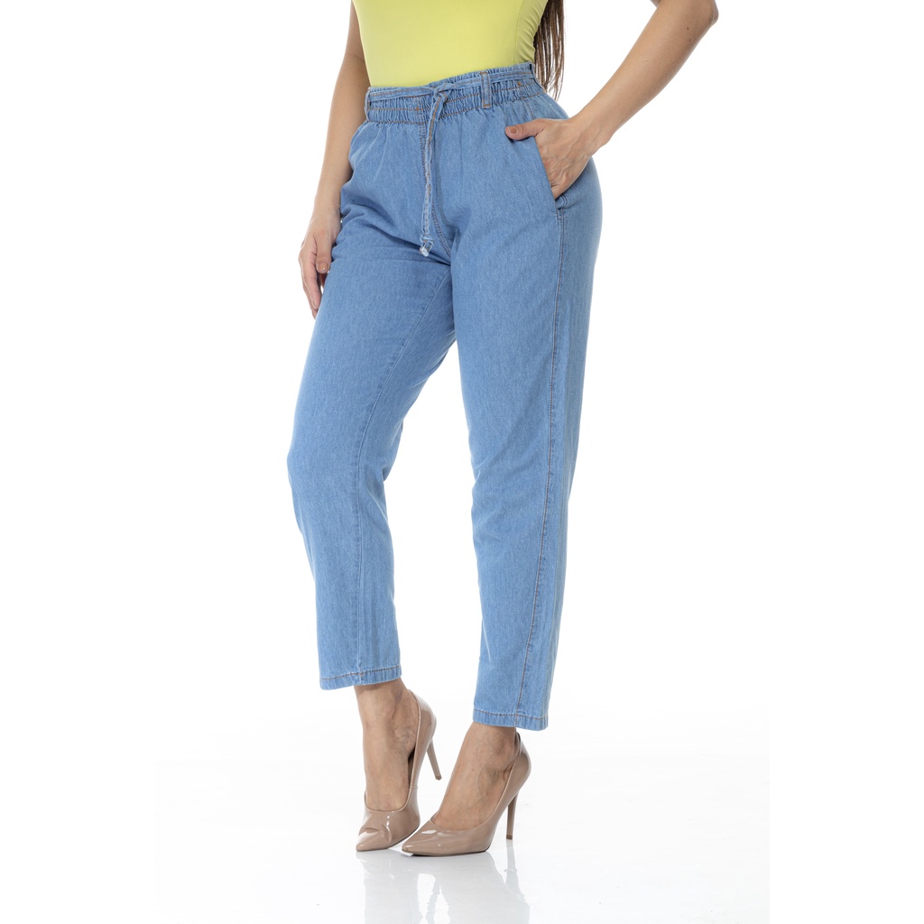 Calça Jeans Feminina Tecido Leve Com Elástico E Cordão No Cós Cintura Alta — imagem 2 de 2