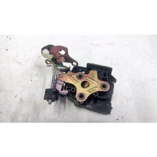 Fechadura Porta Traseira Esquerda S-10 Blazer 96/11