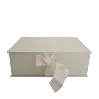 Caixa de Presente 30x20x10 Modelo Livro Fita Cetim Aniversario Batizado Convite Padrinhos 15 Anos em Oferta na Shopee