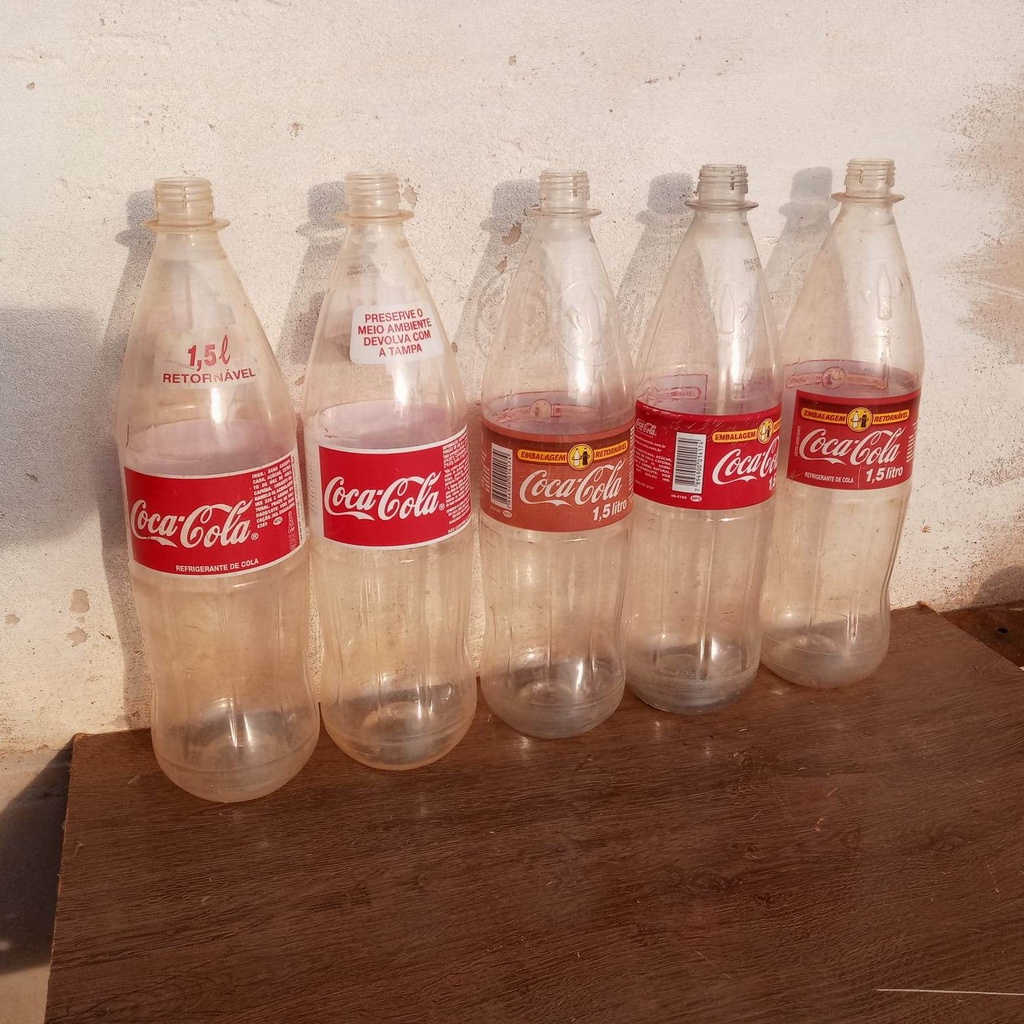 5 Garrafas De Coca Cola Pet Vazias Retornáveis De 1,5 Litros