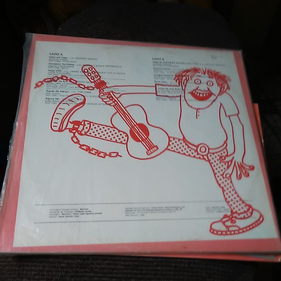 lp vinil - pasquim apresenta m.p.b independente com livreto /  Sem pôster/