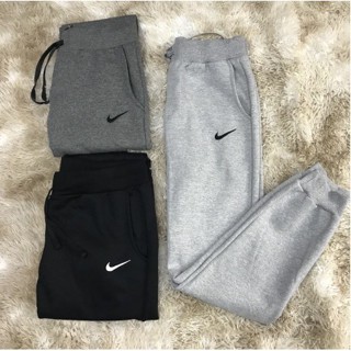 Calça moletom Masculina - Logo em Refletivo. - Calça com Punho. - Cordão na cintura. - Bolsos Frontais.