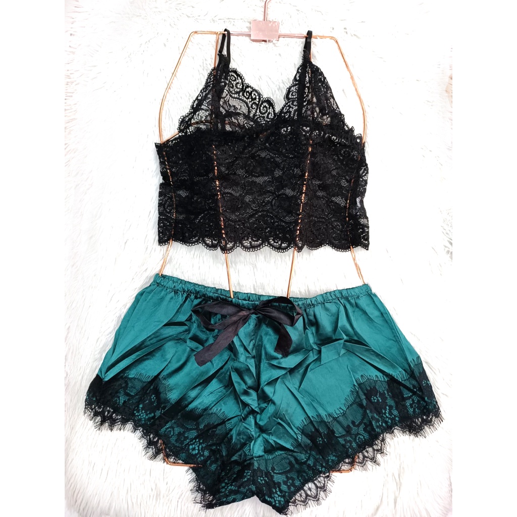 Pijama no estilo lingerie de renda Cores Aleatórias 1012 / 9722
